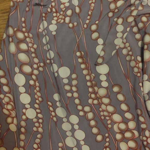 Audrey Mai Wrap Dress w/ Pearl String Prin… - Picture 5 of 8